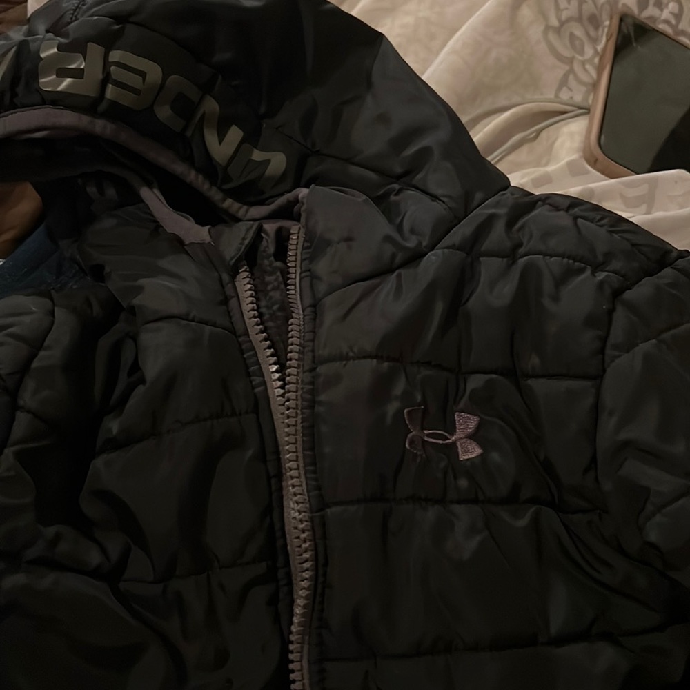 Kids puffer jacket under armor